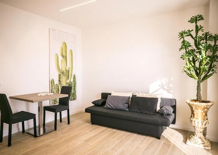 Maison Lira בית הארחה 4*